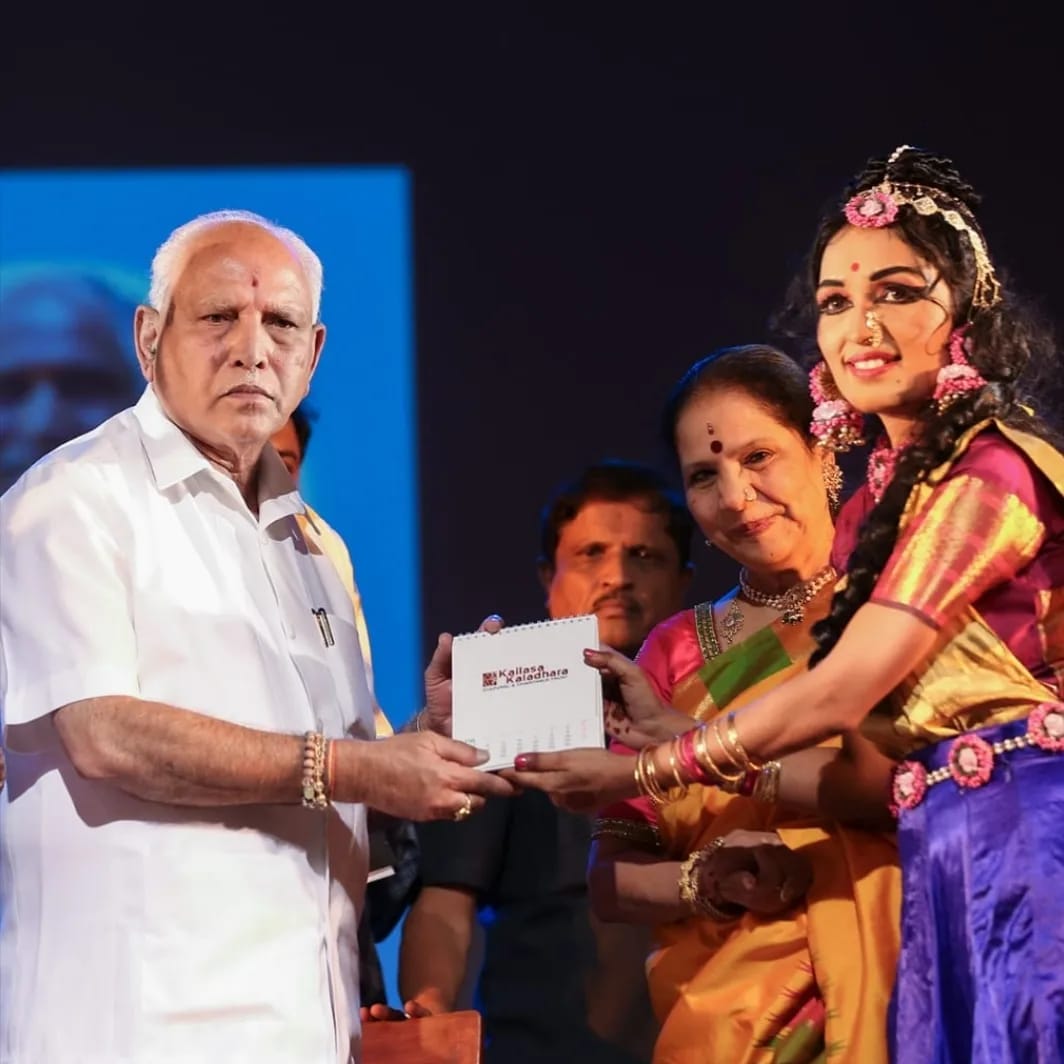 Esteemed guest with Kailasa Kaladhara – 1